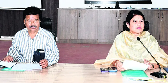 పంద్రాగస్టు వేడుకలకు ఘన ఏర్పాట్లు