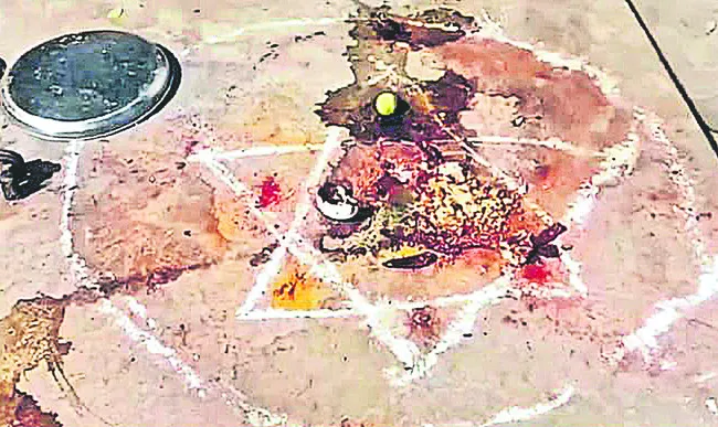 స్కూల్‌లో క్షుద్రపూజలు? 