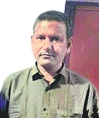 ప్రమాదవశాత్తు చెరువులో పడి వ్యక్తి..