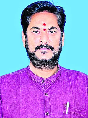 స్వాతంత్య్ర దినోత్సవానికి నెల్లుట్ల పంచాయతీ కార్యదర్శి