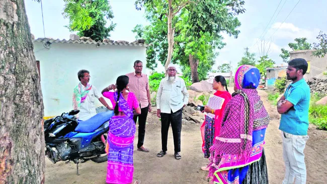 ఇందిరమ్మ ఇళ్లను త్వరగా నిర్మించుకోవాలి