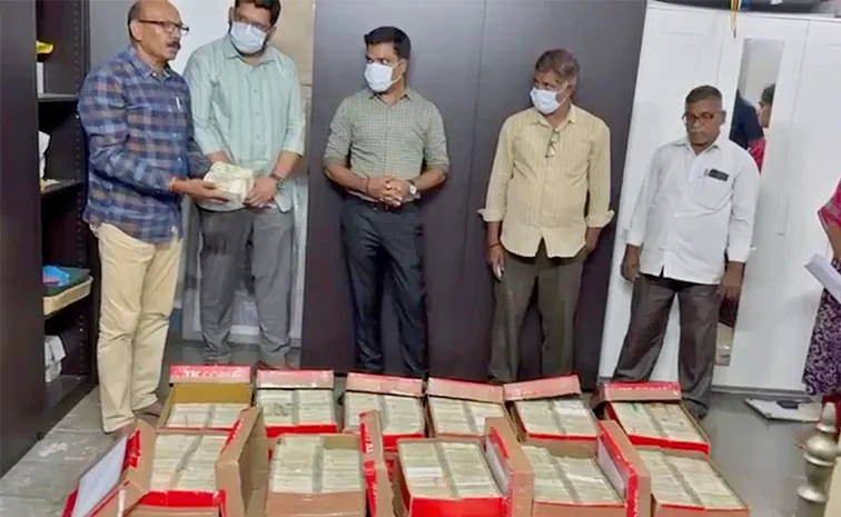 Raj Kesireddy Lawyers Allegations On AP SIT In Liquor Case