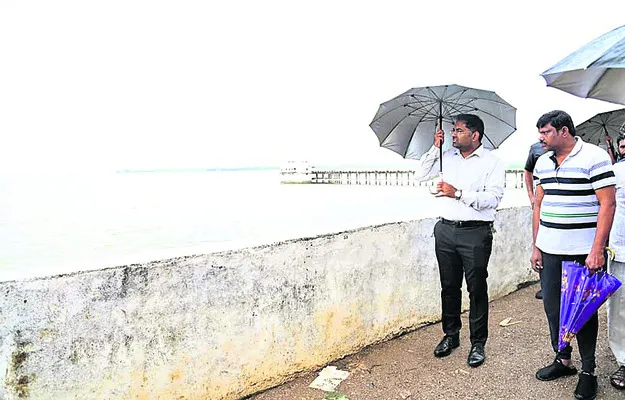గోదావరి వరదలపై   కలెక్టర్‌ సమీక్ష 