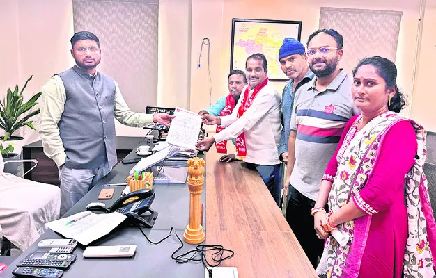 బ్రిడ్జికి మరమ్మతు చేపట్టాలి
