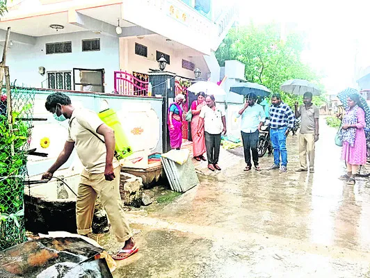 నీటి నిల్వ లేకుండా చూసుకోవాలి