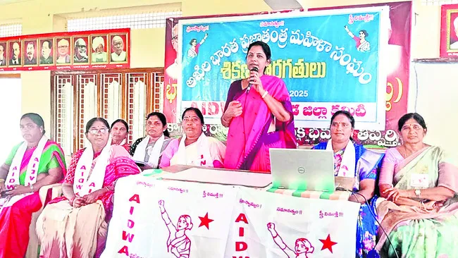 నేను ఎవరినీ కించపరచలేదు : కలెక్టర్‌