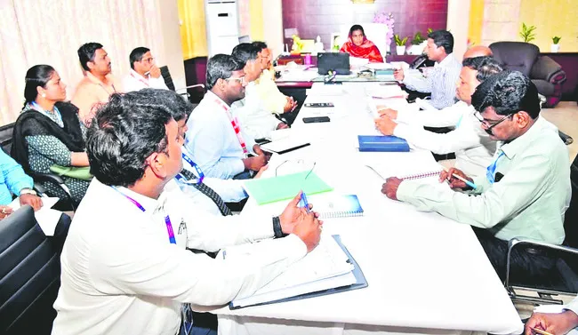 డిజిటల్‌ మైక్రో క్రెడిట్‌ ప్లాన్‌ ఆమోదించాలి 