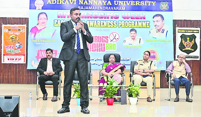 డ్రగ్స్‌ రహిత రాష్ట్ర సాధనే ఈగల్‌ లక్ష్యం