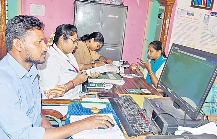 Abolish the Secretariat Department