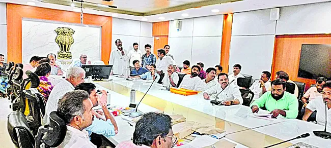 కూటమి నేతలు పాడిందే ‘పాట’