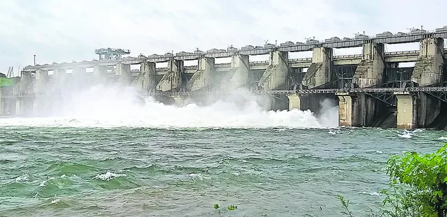 హైదరాబాద్‌కు తాగునీరెట్లా?