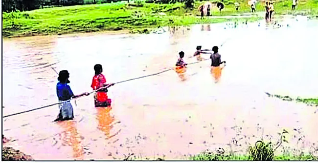 కొనసాగుతున్న భారీ వర్షాలు
