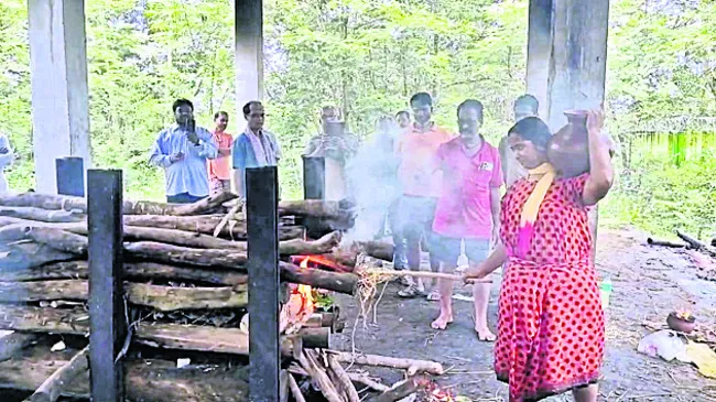 తల్లి