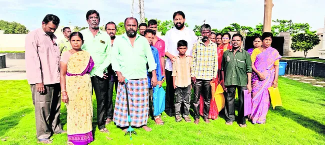 దివ్యాంగుల పింఛన్ల తొలగింపుపై నిరాహార దీక్ష చేపడతా 