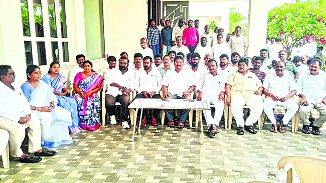 రాజకీయంగా ఎదుర్కోలేక కుట్ర కేసు 