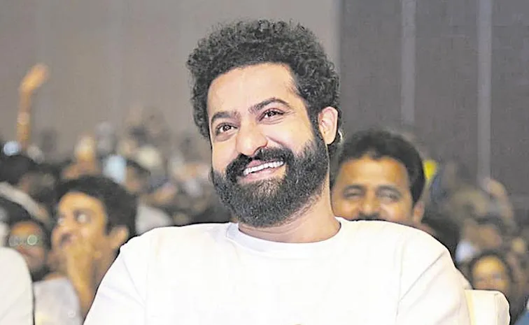పదిహేను కోట్ల ఇంట్లో...