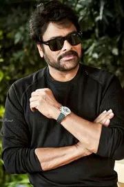 Chiranjeevi and family jet off from Hyderabad ahead of 70th birthday8