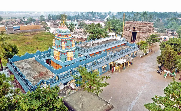 Aishwarya Pradayini Kota Sattemma Temple at Nidadavole in Andhra Pradesh