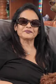 Disco Shanti Says She Dislikes Her Son Movie18