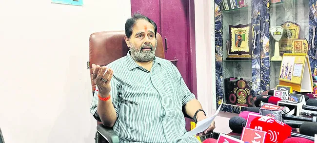 మంత్రి అచ్చెన్నను విచారించాల్సిందే..