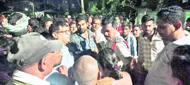 యూరియా టోకెన్ల రగడ..