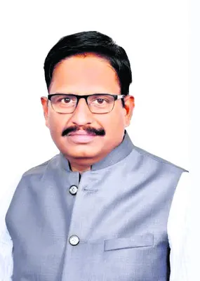ఉజ్వల భవిష్యత్..