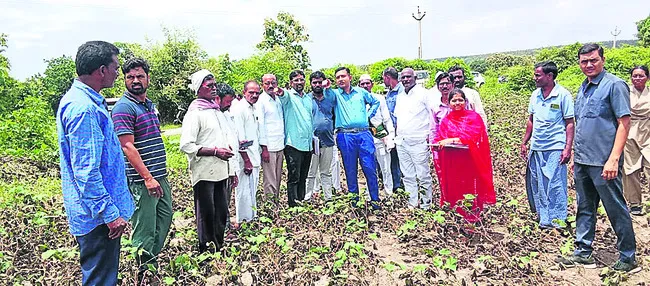 అధైర్యపడొద్దు.. అండగా ప్రభుత్వం