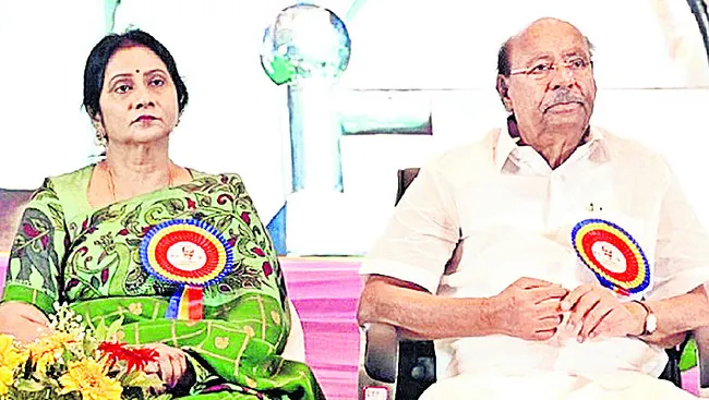 పీఎంకేలో వారసురాలు శ్రీగాంఽధీకి పదవి
