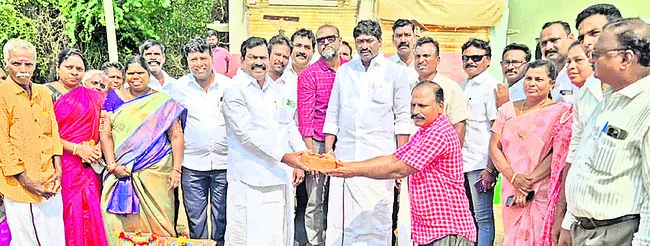 సెవ్వాపేట రైల్వే బ్రిడ్జి నిర్మాణ పనులు పునః ప్రారంభం 