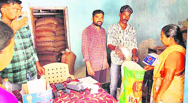 కొత్త రేషన్కార్డులకూ బియ్యం