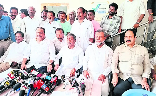 సీఎం అండతోనే బుడ్డా బరితెగింపు
