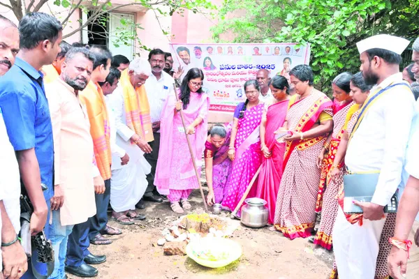 గ్రామీణ ప్రాంతాల అభివృద్ధికి పెద్దపీట