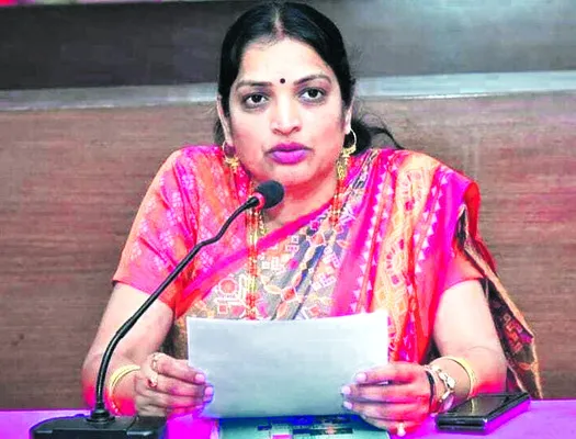పింఛన్ కోతలు దుర్మార్గం