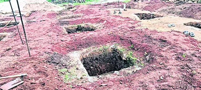 ఆర్థిక ఇబ్బందుల్లో ఆదివాసీలు...