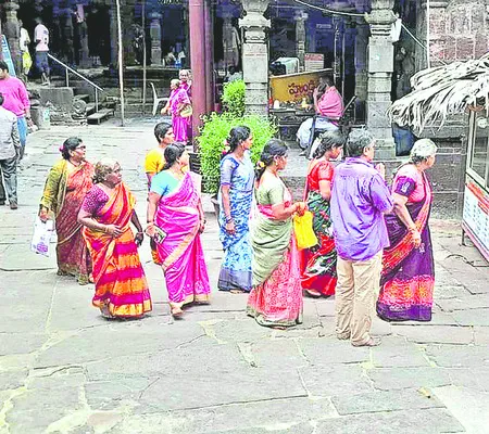 ఉత్తమ ఉపాధ్యాయ అవార్డుకు దరఖాస్తుల ఆహ్వానం