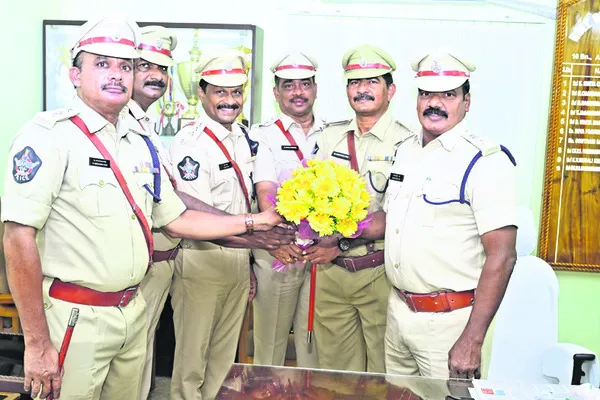 16వ బెటాలియన్ కమాండెంట్గా అరుణ్