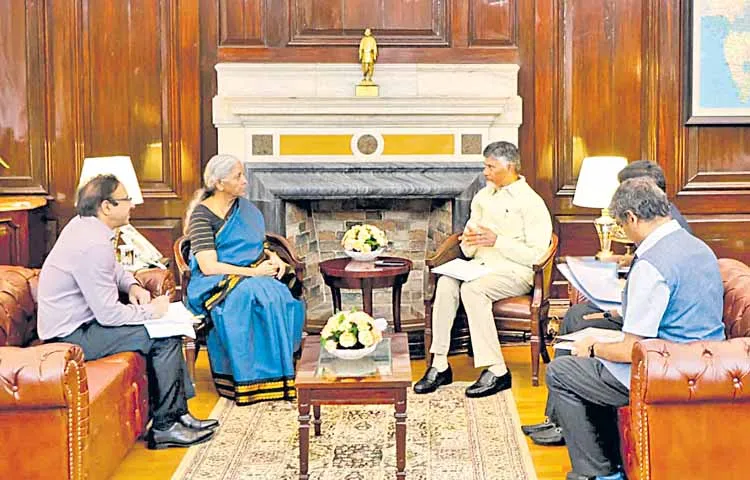 Chief Minister meets Union Finance Minister Nirmala Sitharaman6