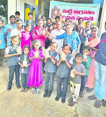 ఏటా వెయ్యి విగ్రహాలు