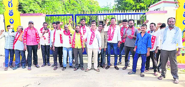 లాభాల్లో 40 శాతం వాటా చెల్లించాలి