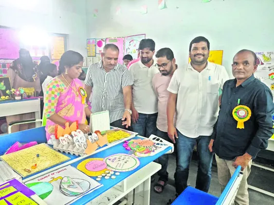 ఆధునిక పద్ధతుల్లో బోధించాలి 