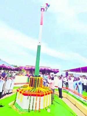 పౌరుషం, త్యాగానికి ప్రతీక ప్రకాశం పంతులు