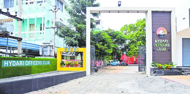 కార్పొరేషన్ విస్మరిస్తూ!