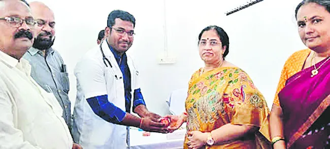 కోర్టు ఆవరణలో వైద్య కేంద్రం