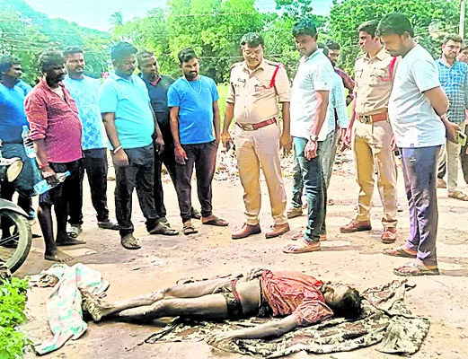 అంత్యక్రియలకు వచ్చి అనంతలోకాలకు..