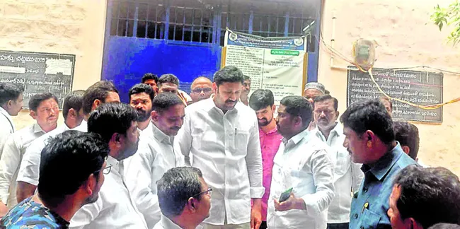 దివ్య
