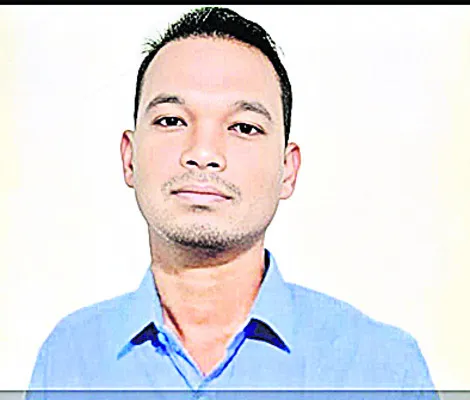 విధి నిర్వహణలో ఉన్న వీఆర్వో మృతి