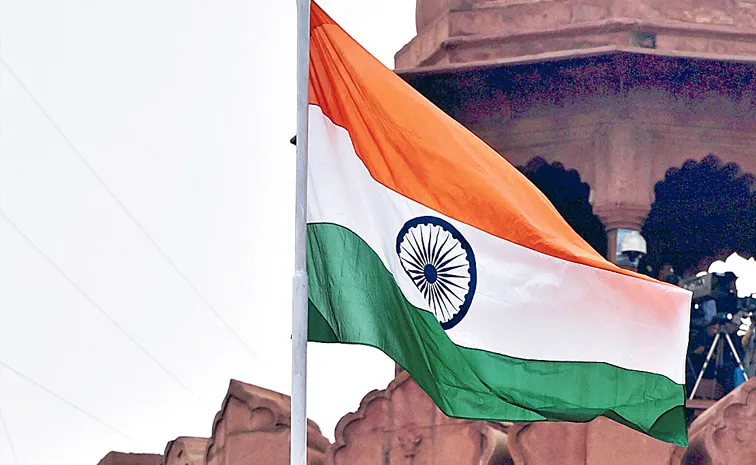 Sakshi Guest Column On Red Fort