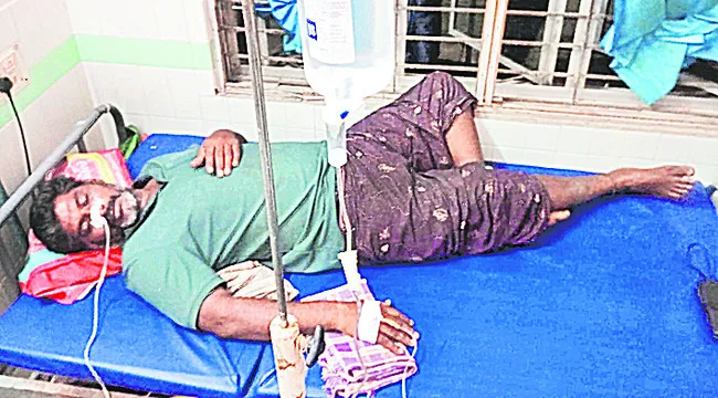పురుగు మందు తాగి రైతు ఆత్మహత్యాయత్నం 