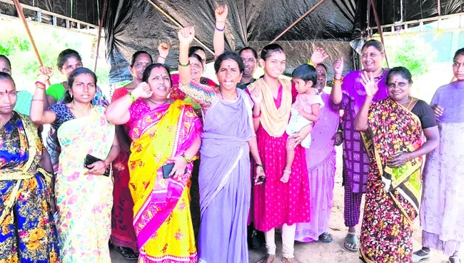 టీడీపీ నేత అరాచకంపై ఆగ్రహం 