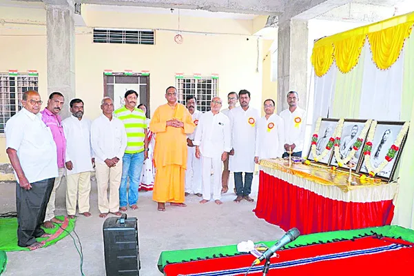 సమస్యలకు భక్తి మార్గమే పరిష్కారం